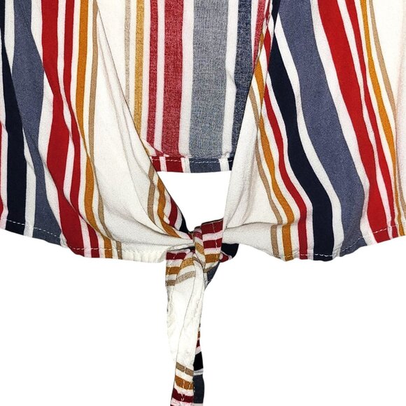 NO BOUNDARIES | Multi-Color Cross Over Front Tie Crop Top - Picture 5 of 12